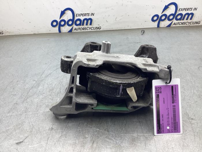 Gebruikte Motorrubber Ford Kuga III (DFK) 2.5 PHEV 16V Prijs € 100,00 Margeregeling aangeboden door Gebr Opdam B.V.