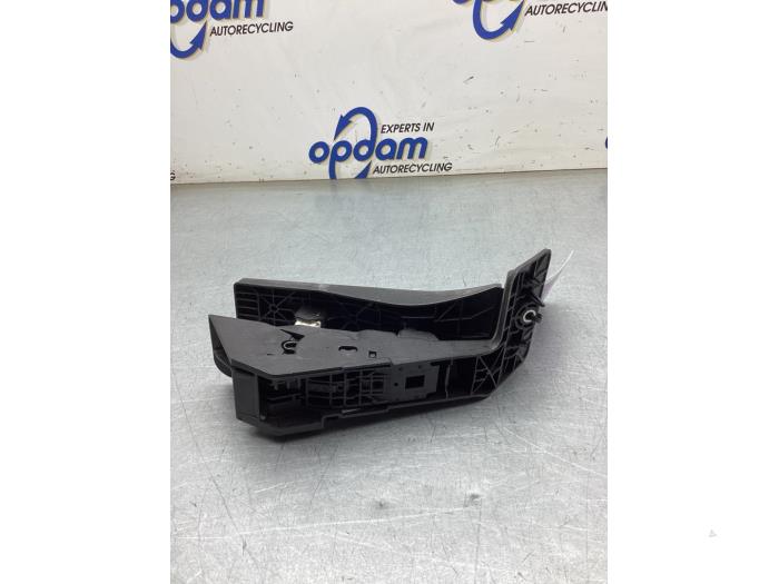 Gaspedaalpositie Sensor van een BMW X5 (G05) xDrive 45 e iPerformance 3.0 24V 2023