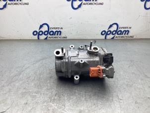 Gebruikte Aircopomp Ford Kuga III (DFK) 2.5 PHEV 16V Prijs € 700,00 Margeregeling aangeboden door Gebr Opdam B.V.