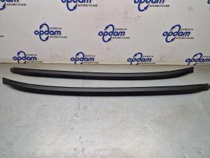 Gebruikte Dakdrager set Ford Kuga III (DFK) 2.5 PHEV 16V Prijs € 150,00 Margeregeling aangeboden door Gebr Opdam B.V.