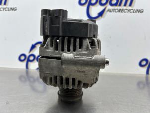 Gebruikte Dynamo Fiat Punto Evo (199) 1.3 JTD Multijet 85 16V Euro 5 Prijs € 75,00 Margeregeling aangeboden door Gebr Opdam B.V.