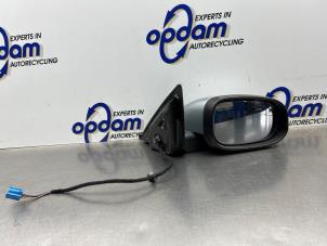 Gebruikte Buitenspiegel rechts Volvo V50 (MW) 1.8 16V Prijs € 75,00 Margeregeling aangeboden door Gebr Opdam B.V.
