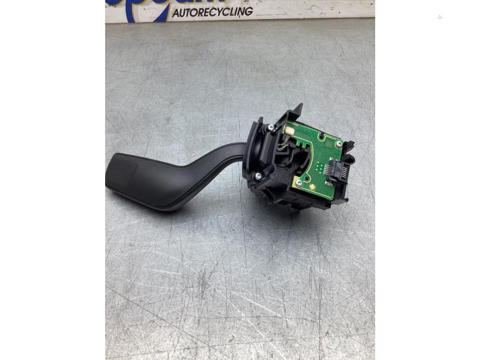 Richtingaanwijzer Schakelaar van een Ford Kuga III (DFK) 2.5 PHEV 16V 2022