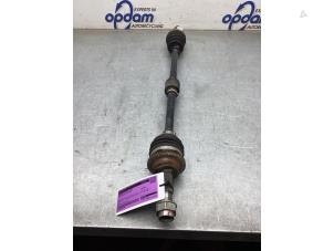 Gebruikte Steekas rechts-voor Opel Karl 1.0 12V Prijs € 50,00 Margeregeling aangeboden door Gebr Opdam B.V.