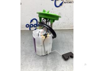 Gebruikte Benzinepomp Volkswagen Golf VIII (CD1) 2.0 GTI 16V Prijs € 125,00 Margeregeling aangeboden door Gebr Opdam B.V.