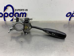 Gebruikte Licht + Raw Schakelaar Mercedes C (W203) 1.8 C-180K 16V Prijs € 60,00 Margeregeling aangeboden door Gebr Opdam B.V.