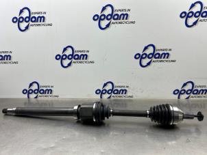 Nieuwe Steekas rechts-voor Ford Mondeo Prijs € 356,95 Inclusief btw aangeboden door Gebr Opdam B.V.