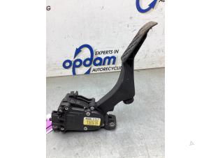 Gebruikte Gaspedaalpositie Sensor Volkswagen Transporter T5 2.0 TDI DRF Prijs € 30,00 Margeregeling aangeboden door Gebr Opdam B.V.