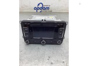 Gebruikte Display Multi Media regelunit Skoda Octavia Combi (1Z5) 1.2 TSI Prijs € 250,00 Margeregeling aangeboden door Gebr Opdam B.V.