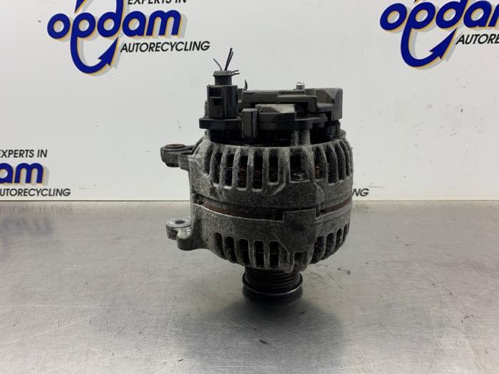 Gebruikte Dynamo Audi A4 Avant (B7) 1.9 TDI Prijs € 80,00 Margeregeling aangeboden door Gebr Opdam B.V.