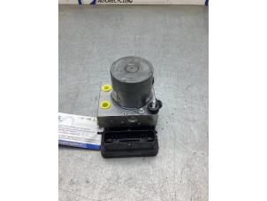 Gebruikte ABS Pomp Mercedes A (177.0) 2.0 A-250 Turbo 16V Prijs € 250,00 Margeregeling aangeboden door Gebr Opdam B.V.