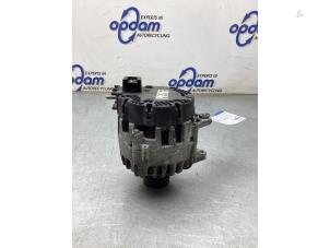 Gebruikte Dynamo Mercedes A (177.0) 2.0 A-250 Turbo 16V Prijs € 150,00 Margeregeling aangeboden door Gebr Opdam B.V.