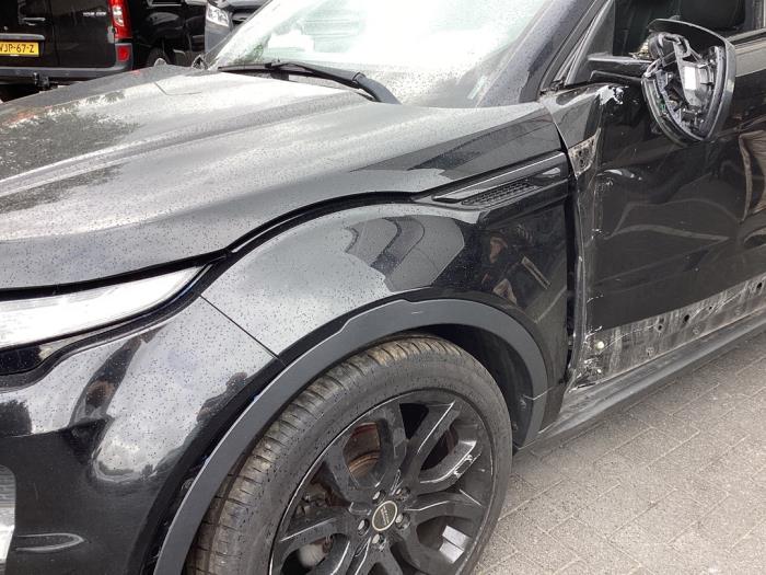 Scherm links-voor van een Landrover Evoque 2015