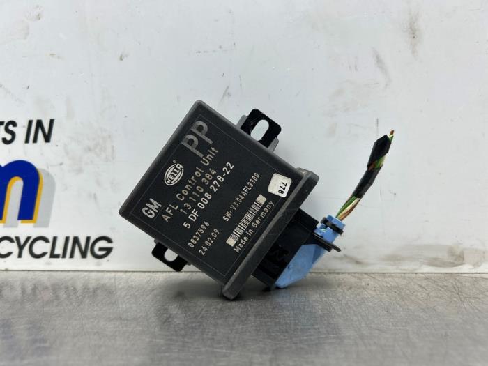 Gebruikte Module Verlichting Opel Astra H SW (L35) 1.6 16V Twinport Prijs € 75,00 Margeregeling aangeboden door Gebr Opdam B.V.