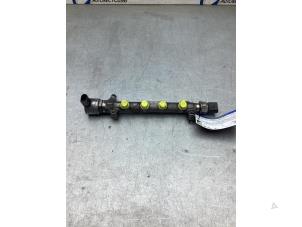Gebruikte Injector brug Volkswagen Caddy IV 2.0 TDI 102 Prijs € 90,75 Inclusief btw aangeboden door Gebr Opdam B.V.