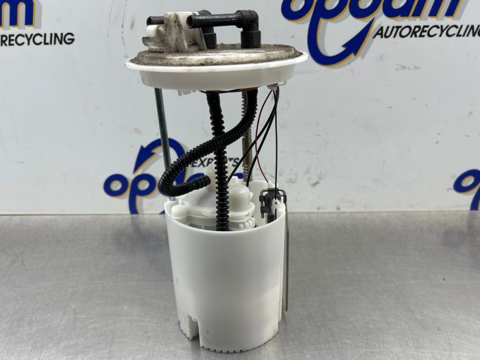 Gebruikte Benzinepomp Opel Meriva (B) 1.4 Turbo 16V ecoFLEX Prijs € 75,00 Margeregeling aangeboden door Gebr Opdam B.V.
