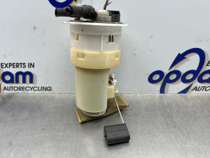 Gebruikte Benzinepomp Toyota Yaris (P1) 1.3 16V VVT-i Prijs € 50,00 Margeregeling aangeboden door Gebr Opdam B.V.