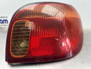 Gebruikte Achterlicht rechts Toyota Yaris (P1) 1.3 16V VVT-i Prijs € 75,00 Margeregeling aangeboden door Gebr Opdam B.V.