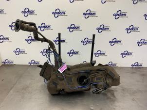 Gebruikte Tank Fiat 500C (312) 0.9 TwinAir 80 Prijs € 130,00 Margeregeling aangeboden door Gebr Opdam B.V.