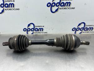 Gebruikte Aandrijfas links-voor Volvo XC90 I 2.5 T 20V Prijs € 125,00 Margeregeling aangeboden door Gebr Opdam B.V.