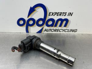 Gebruikte Bobine Volkswagen Golf V (1K1) 1.6 FSI 16V Prijs € 10,00 Margeregeling aangeboden door Gebr Opdam B.V.