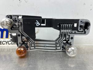 Gebruikte Fitting Achterlicht rechts Citroen Saxo 1.1i X,SX Prijs € 25,00 Margeregeling aangeboden door Gebr Opdam B.V.
