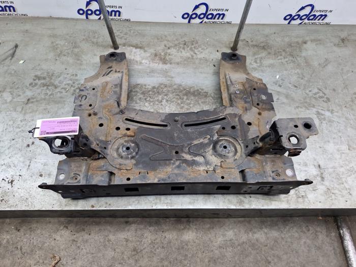 Gebruikte Subframe Renault Twingo III (AH) 1.0 SCe 70 12V Prijs € 250,00 Margeregeling aangeboden door Gebr Opdam B.V.
