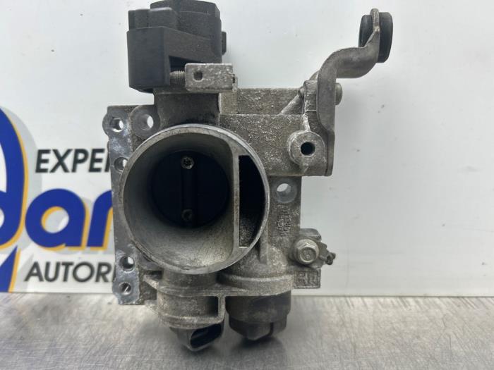 Gebruikte Gasklephuis Fiat Punto II (188) 1.2 60 S Prijs € 40,00 Margeregeling aangeboden door Gebr Opdam B.V.