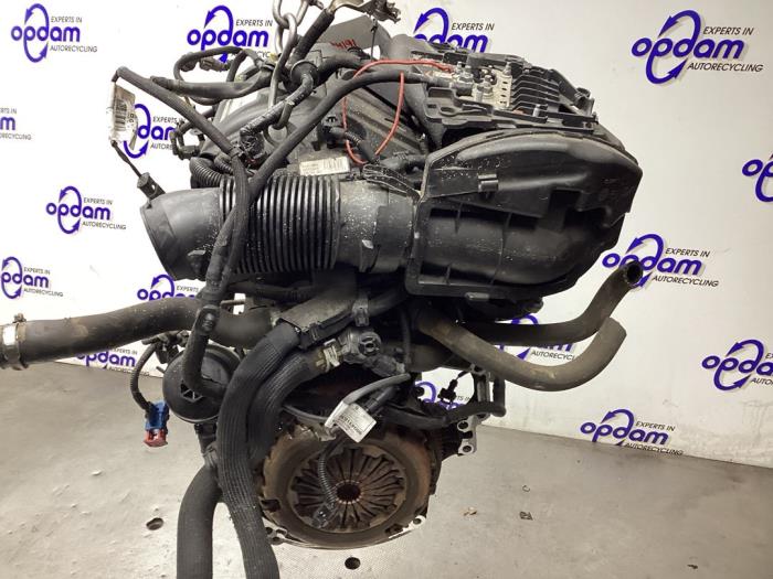 Motor van een Peugeot 207 SW (WE/WU) 1.6 16V VTRi 2011
