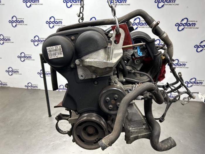 Gebruikte Motor Ford Focus 2 Wagon 1.4 16V Prijs € 400,00 Margeregeling aangeboden door Gebr Opdam B.V.