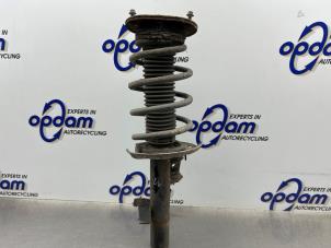 Gebruikte Mac Phersonpoot links-voor Ford Galaxy (WA6) 1.6 EcoBoost 16V Prijs € 70,00 Margeregeling aangeboden door Gebr Opdam B.V.