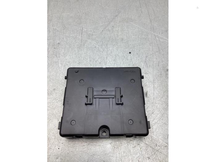 Module Koeling van een Nissan Micra (K14) 0.9 IG-T 12V 2018