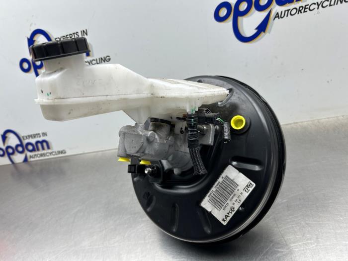Gebruikte Rembol Peugeot 208 II (UB/UH/UP) 1.2 Vti 12V PureTech 75 Prijs € 125,00 Margeregeling aangeboden door Gebr Opdam B.V.