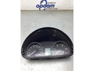 Gebruikte Tellerklok Mercedes Sprinter 3,5t (906.63) 310 CDI 16V Prijs € 121,00 Inclusief btw aangeboden door Gebr Opdam B.V.