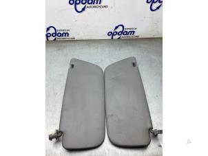 Gebruikte Zonneklep Mercedes Sprinter 3,5t (906.63) 310 CDI 16V Prijs € 48,40 Inclusief btw aangeboden door Gebr Opdam B.V.