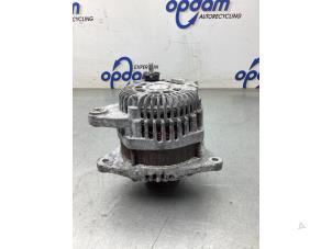 Gebruikte Dynamo Nissan Micra (K13) 1.2 12V Prijs € 50,00 Margeregeling aangeboden door Gebr Opdam B.V.