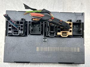 Gebruikte Comfort Module Volkswagen Caddy III (2KA,2KH,2CA,2CH) 1.9 TDI Prijs € 60,00 Margeregeling aangeboden door Gebr Opdam B.V.