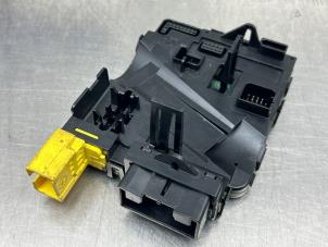 Gebruikte Gier sensor Volkswagen Caddy III (2KA,2KH,2CA,2CH) 1.9 TDI Prijs € 25,00 Margeregeling aangeboden door Gebr Opdam B.V.