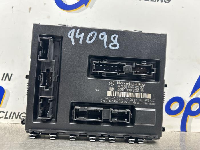 Gebruikte Bodycontrol Module Mercedes B (W245) 1.7 B-170 16V Prijs € 100,00 Margeregeling aangeboden door Gebr Opdam B.V.