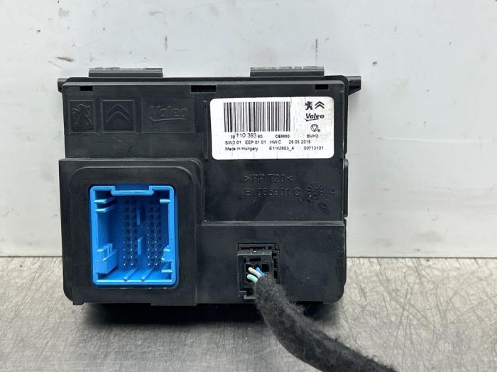 Gebruikte Koeling Module Citroen C4 Cactus (0B/0P) 1.2 PureTech 82 12V Prijs € 50,00 Margeregeling aangeboden door Gebr Opdam B.V.