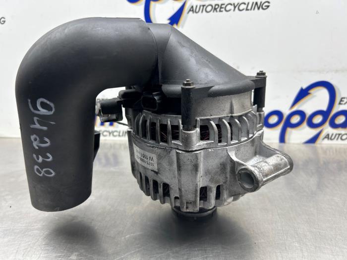 Gebruikte Dynamo Ford Mondeo III 1.8 16V Prijs € 100,00 Margeregeling aangeboden door Gebr Opdam B.V.