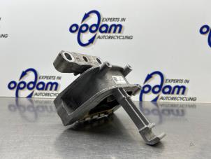 Gebruikte Motorsteun Volkswagen Polo VI (AW1) 1.0 TGI 12V Prijs € 50,00 Margeregeling aangeboden door Gebr Opdam B.V.