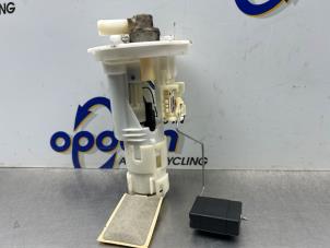 Gebruikte Benzinepomp Daihatsu Materia 1.5 16V Prijs € 65,00 Margeregeling aangeboden door Gebr Opdam B.V.