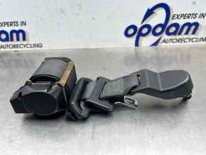 Gebruikte Veiligheidsgordel links-voor Volvo 440 1.8 i DL/GLE Prijs € 50,00 Margeregeling aangeboden door Gebr Opdam B.V.