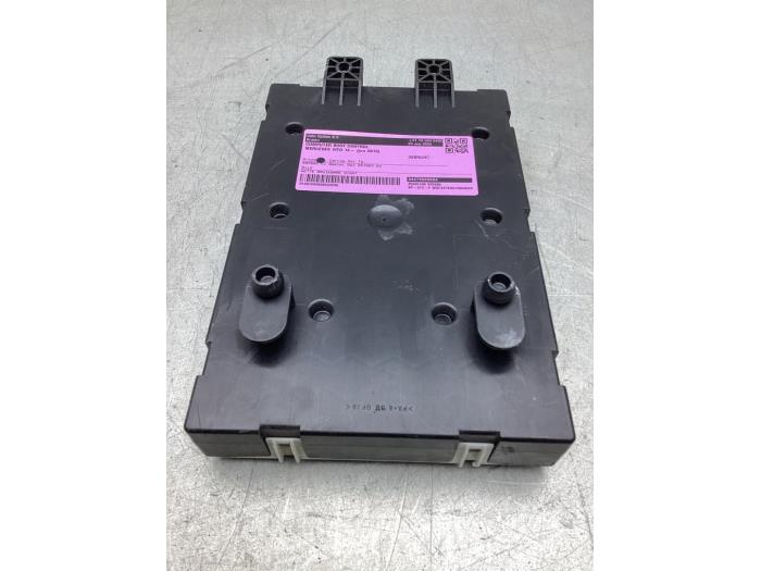 Gebruikte Module Bodycontrol Mercedes Vito (447.6) 1.6 109 CDI 16V Prijs € 211,75 Inclusief btw aangeboden door Gebr Opdam B.V.