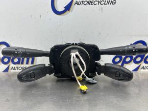 Gebruikte Licht + Raw Schakelaar Citroen C2 (JM) 1.4 Prijs € 150,00 Margeregeling aangeboden door Gebr Opdam B.V.