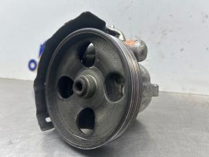 Gebruikte Pomp Servo Peugeot Bipper (AA) 1.4 HDi Prijs € 100,00 Margeregeling aangeboden door Gebr Opdam B.V.