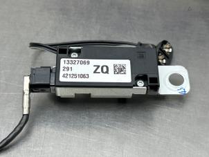 Gebruikte Antenne Versterker Opel Insignia Sports Tourer 1.4 Turbo 16V Ecotec Prijs € 25,00 Margeregeling aangeboden door Gebr Opdam B.V.