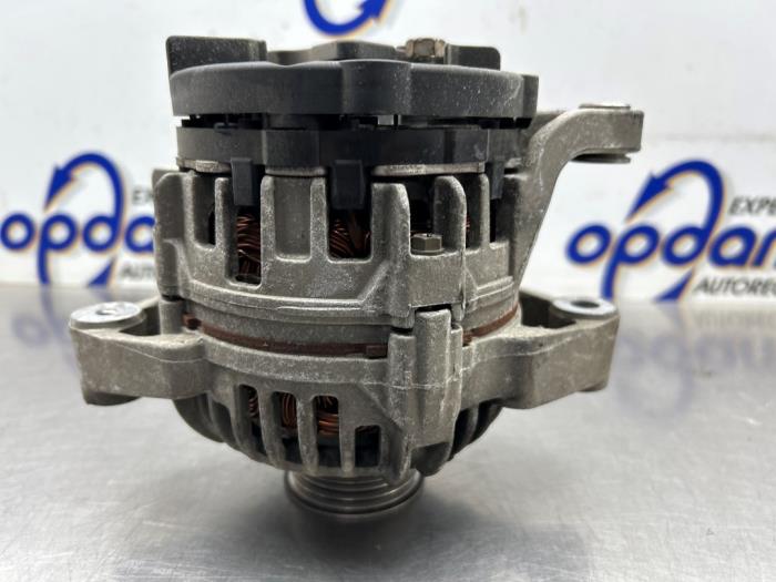 Gebruikte Dynamo Opel Astra G (F69) 1.6 Prijs € 50,00 Margeregeling aangeboden door Gebr Opdam B.V.
