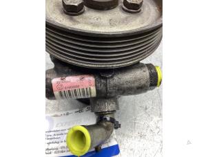 Gebruikte Pomp Servo Fiat Doblo Cargo (263) 1.3 MJ 16V Euro 4 Prijs € 50,00 Margeregeling aangeboden door Gebr Opdam B.V.